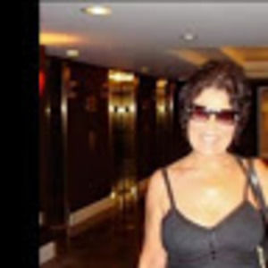 Meet your Posher, Emcee